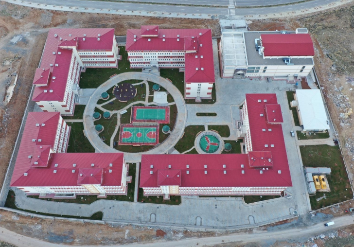 alk: 104 Milyon Liralk 2 Bin Kiilik Yurt Tamamland