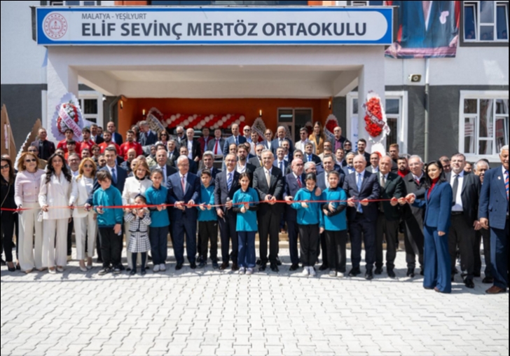 EL�F SEV�N� MERT�Z ORTAOKULU T�RENLE A�ILDI