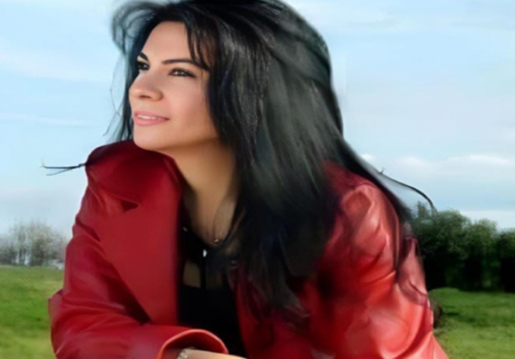 SARAY NUR M�Z�K D�NYASINA HIZLI G�R�� YAPACAK